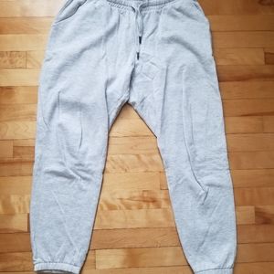 Light grey jogging